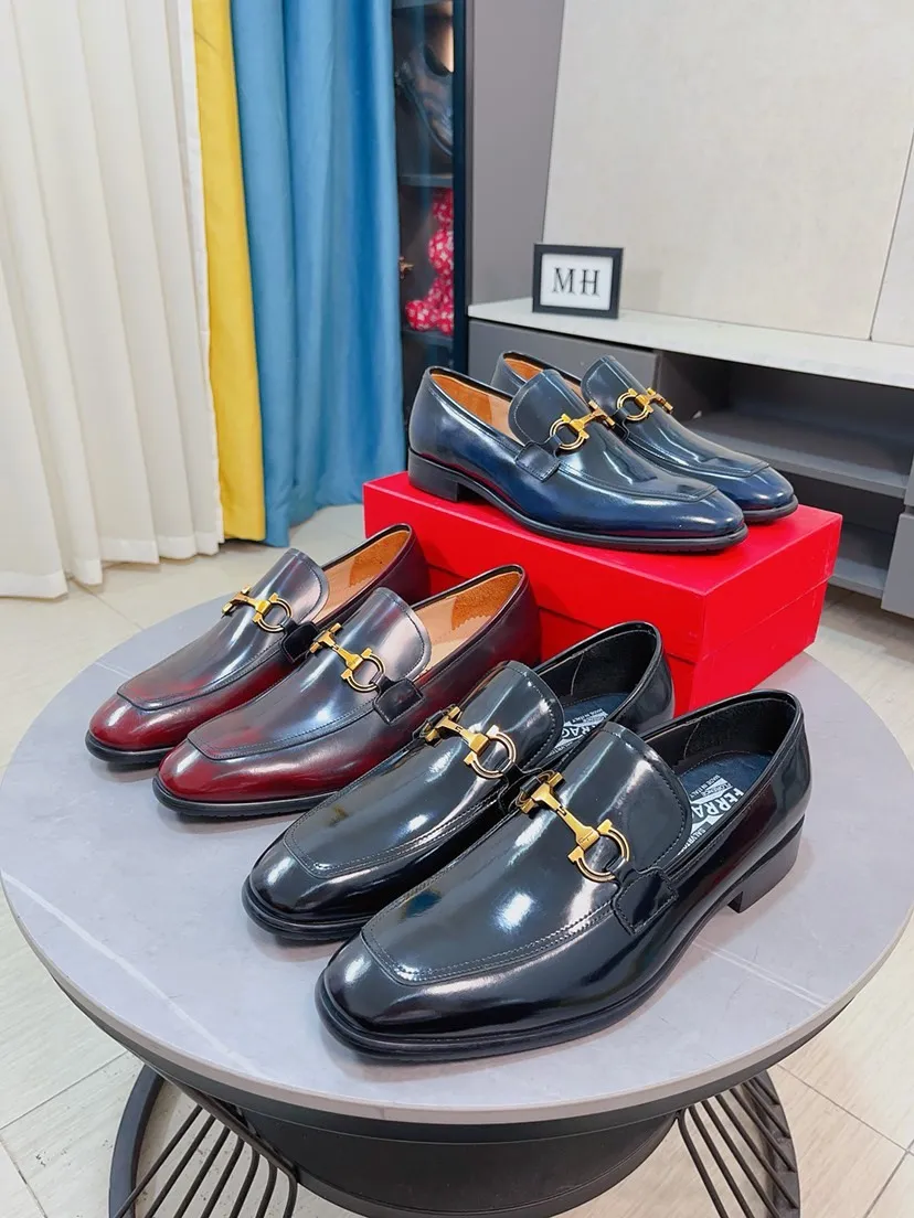 Men's shoes 💰500🌸🌸Water dyed cowhide 🆘[Salvatore Ferragamo] Ferragamo's latest casual business leather shoes for men! Available at counters simultaneously! The fabric is made of specially imported original suede calfskin, and the interior is made of imported water-dyed cowhide. It is absolutely luxurious and leads the fashion trend. Matching code: 38-44 45 customized